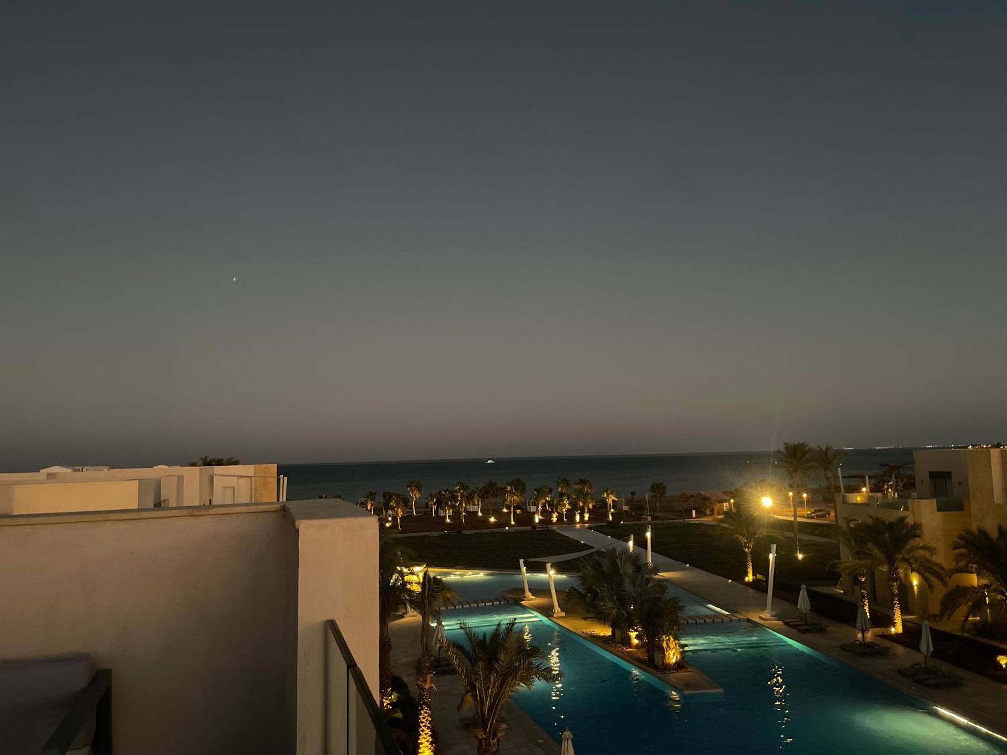 Ollystays Mangroovy Seaview 2Br Beach And Pool Free Access 후르가다 외부 사진