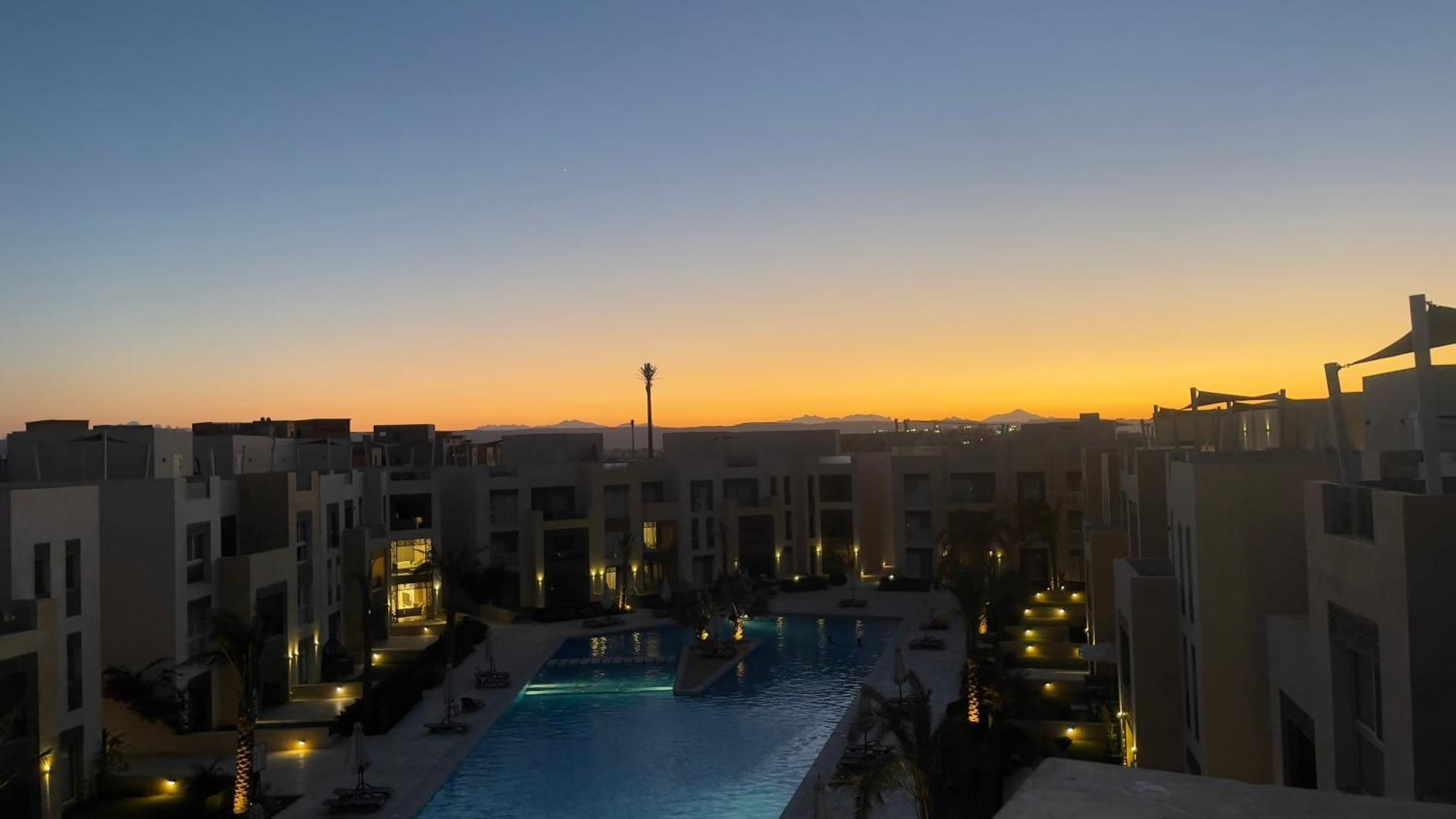 Ollystays Mangroovy Seaview 2Br Beach And Pool Free Access 후르가다 외부 사진